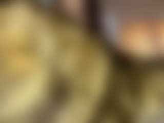 Live cam show with Amelia - Green Eyes on Hubzter Live