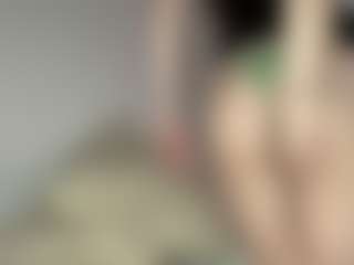 Live cam show with Amelia - Flashing on Mixed Magazine Live
