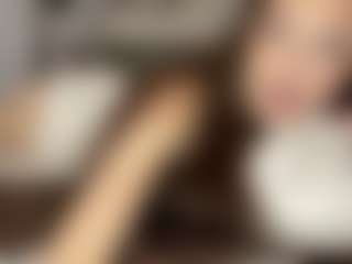 Amelia's Live Sex Cam Show
