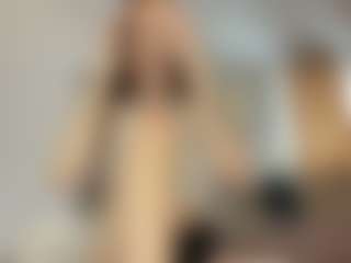 Amelia's Live Sex Cam Show
