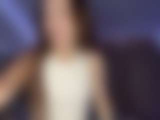 Show de cam en vivo con Amelia - Petite en Camsoda