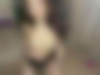 Amelia's Live Sex Cam Show