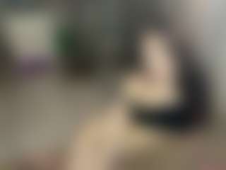 Amelia's Live Sex Cam Show