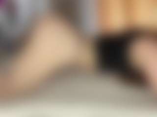 Live cam show with Amelia - Flashing on Strip Flash - Live Sex Shows