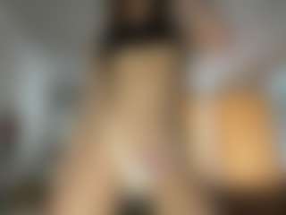 Live cam show with Amelia - Ass Clapping on Camsoda