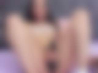 EmilyColns's Live Sex Cam Show