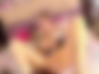 EvelynaGrey's Live Sex Cam Show