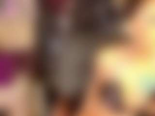 Live cam show with EvelynaGrey - Blonde Hair Middle Aged on Big Tits