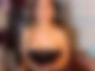 Live cam show with EvelynaGrey - Green Eyes on Adult Interactions