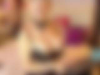 EvelynaGrey's Live Sex Cam Show
