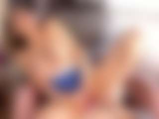 EvelynaGrey's Live Sex Cam Show