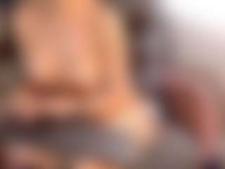 EvelynaGrey's Live Sex Cam Show