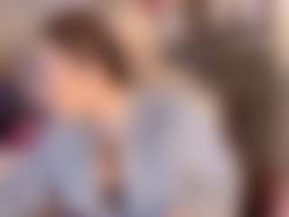 EvelynaGrey MILF webcam performer live streaming