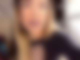 Live cam show with EvelynaGrey - Granny on CamwithHer
