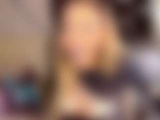 Live cam show with EvelynaGrey - Granny Big Tits on SxyPornLive