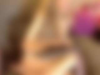 EvelynaGrey's Live Sex Cam Show