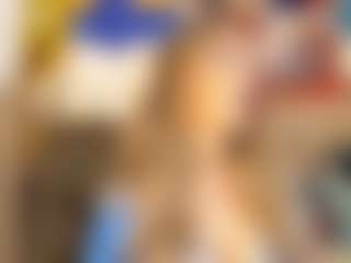 Live cam show with EvelynaGrey - Granny on TottyGirls