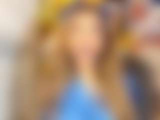 Live cam show with EvelynaGrey - Blonde Hair Middle Aged on ObeyMaria