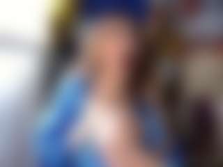 Live cam show with EvelynaGrey - Granny Latina on makecum.org | colombia