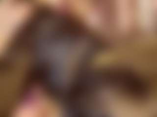 Live cam show with EvelynaGrey - Green Eyes on Strip Flash - Live Sex Shows