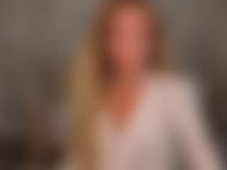 Live cam show with Lady-Alise - Small Tits on Milfs Live