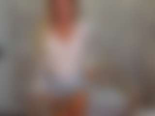 Live cam show with Lady-Alise - Spank on Soda Cam