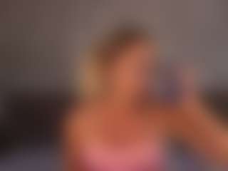 Live cam show with Lady-Alise - Body Massage on Camsoda