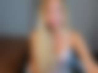Live cam show with Lady-Alise - Blonde Hair MILF on Camsoda
