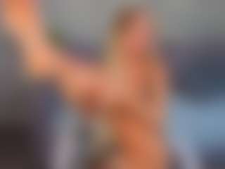 Live cam show with Lady-Alise - Sweet on CamClone