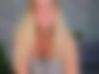 Live cam show with Lady-Alise - Body Massage on CSO-WL