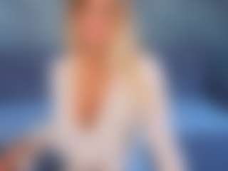 Live cam show with Lady-Alise - Blue Eyes on Milf Play