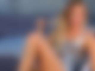 Live cam show with Lady-Alise - Public Mature on instabang