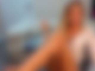 Lady-Alise's Live Sex Cam Show