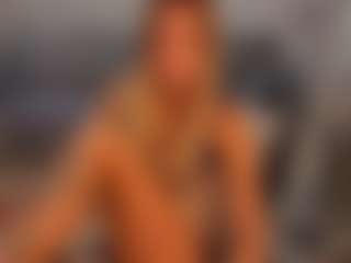 Live cam show with Lady-Alise - Public MILF on Streamer API