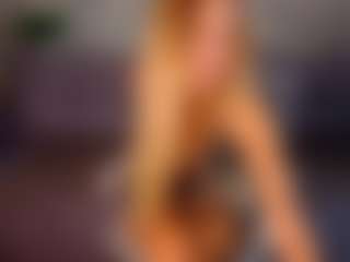 Show live cam dengan Lady-Alise - Blue Eyes di Camsoda