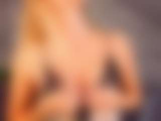 Live cam show with Lady-Alise - Small Tits Mature on live.xheat.ai