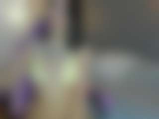 Live cam show with michy-melo - Big Ass on Cam Slut
