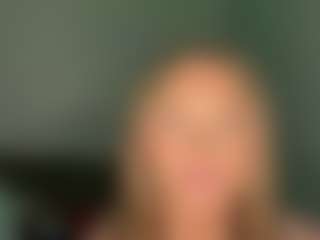 MoonlitCouple's Live Sex Cam Show