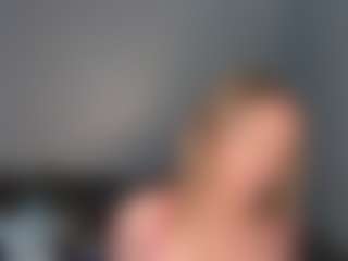 MoonlitCouple's Live Sex Cam Show