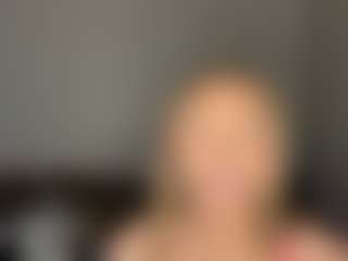 MoonlitCouple's Live Sex Cam Show