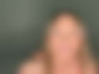 MoonlitCouple's Live Sex Cam Show