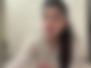 Izabel's Live Sex Cam Show
