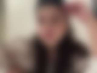 Izabel's Live Sex Cam Show