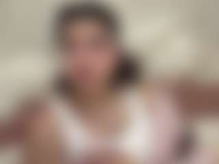 Izabel's Live Sex Cam Show