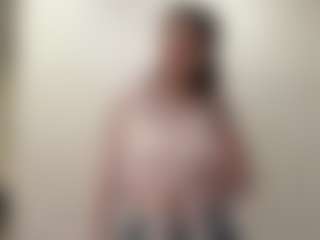 Izabel's Live Sex Cam Show