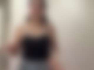 Live cam show with Izabel - Amateur on Camming Site