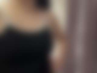 Live cam show with Izabel - Body Massage on livesuperchat.net