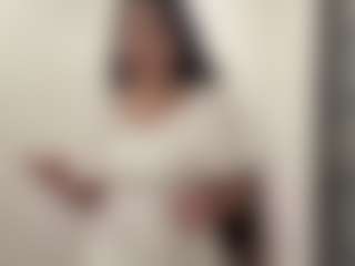 Live cam show with Izabel - College Brown Hair on Camsoda