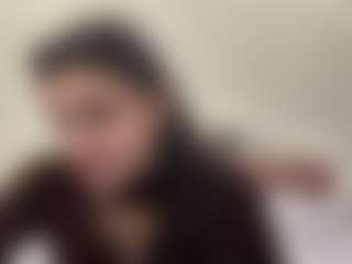 Izabel's Live Sex Cam Show