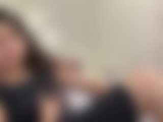 Live cam show with Izabel - College Brown Hair on Camsoda